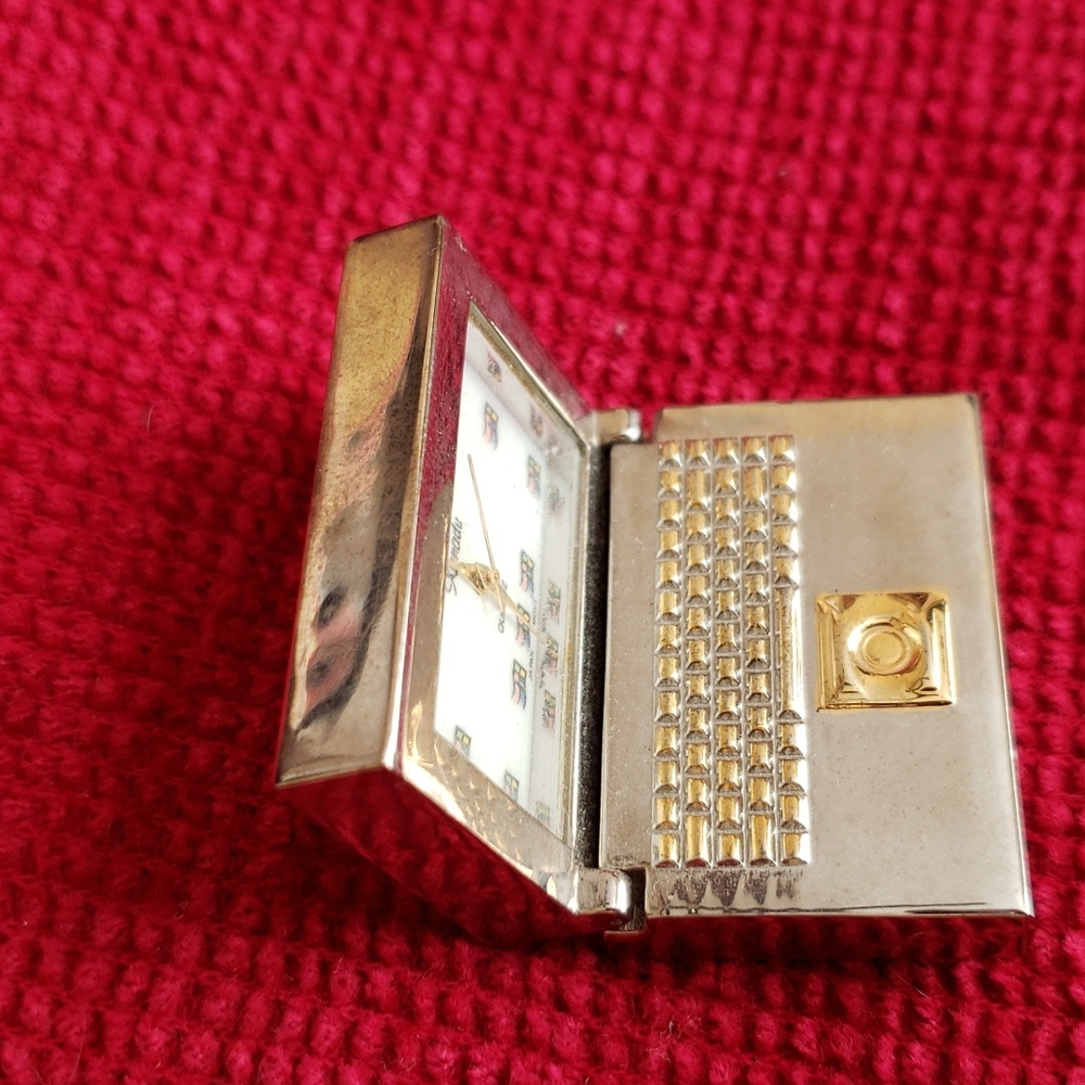 Miniature Xanadu Computer Clock - Picture 4 of 4